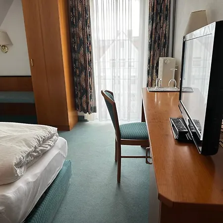 Hotel St *