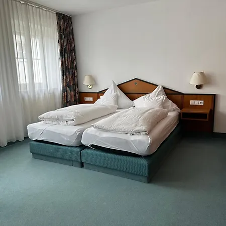 St Hotel